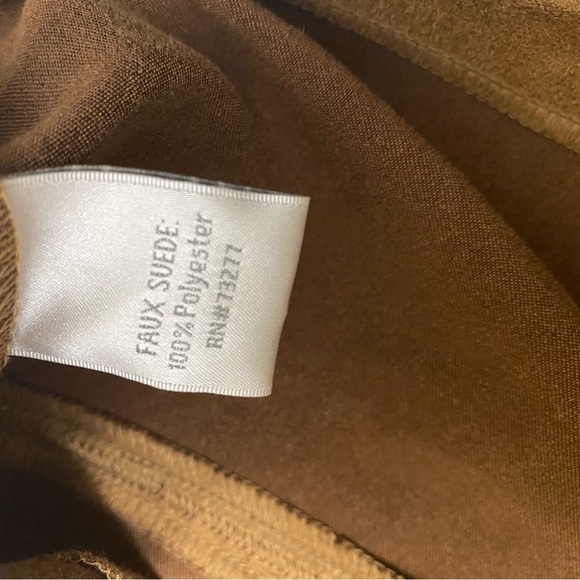 Lauren Conrad Faux Suede skirt size 2 - Picture 5 of 9